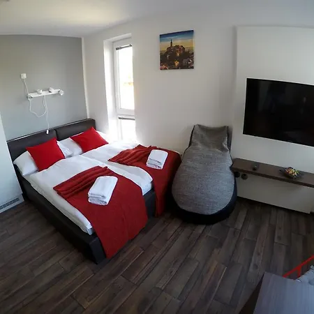 Apartmany Rose Lednice Buitenkant foto