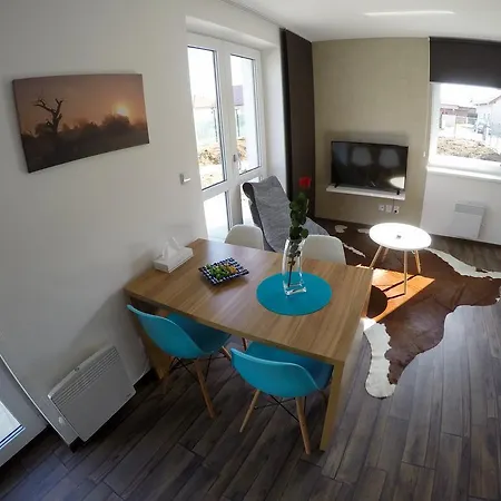 Apartmany Rose Lednice Buitenkant foto