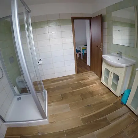 Apartmany Rose Lednice Buitenkant foto